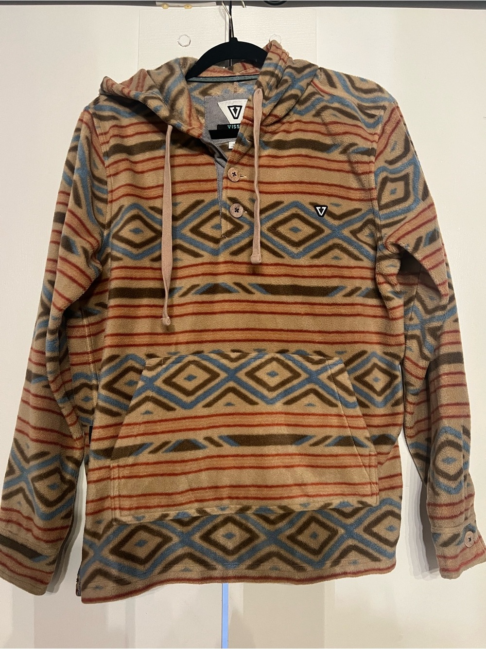 VISSLA Tan Aztec-Pattern Hooded Pullover with Blue & Brown Accents